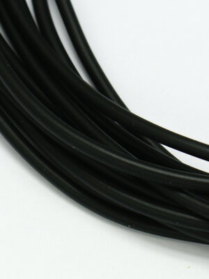 เชือกยางรับเบอร์ ขนาด 2.0 มม. เส้นตัน สีดำ 1 เส้น ยาวประมาณ 1 เมตร แพ็ค 5 เส้น