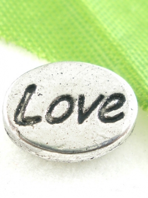 ลูกปัดตัวคั่น spacer สีเงิน Antique สลักคำว่า Love ขนาด 10x8 มม. แพ็ค 10 เม็ด