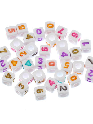 ลูกปัดอะครีลิคสีขาวสลักตัวเลข 0-9 ขนาด 7*7mm รู 3.8mm.