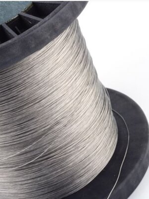 ลวดหางเสือ/ลวดสลิง สแตนเลส 201 ม้วนหนึ่งกิโลกรัม Tiger Tail Wire, Nylon-coated 201 Stainless Steel, Silver, 1000g