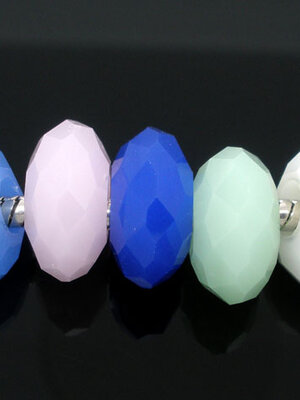 ลูกปัดแก้วเหลี่ยมเจีย 14x8mm(no core) 10 เม็ด คละสี