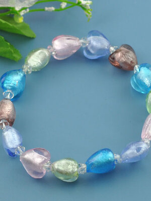 สร้อยข้อมือลูกปัดแก้ว Foil หลากสีรูปหัวใจ แฮนด์เมด ขนาด 18 ซม.