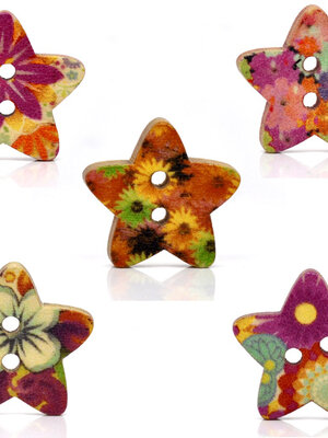 กระดุมไม้เพ้นท์ 2 รู รูปดาว 18x17mm แพ็ด 20 เม็ด