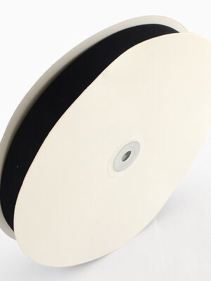 ริบบิ้นผ้ากำมะหยี่หน้าเดียวสีดำ กว้าง 19.1 มม. 1 ม้วน ยาว 25 หลา