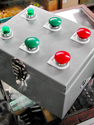 ตู้คอนโทรล แยกย่อย ควบคุมสตาร์ทมอเตอร์ ควบคุม Start/Stop มอเตอร์เครน (อุปกรณ์ WALL MOUNTING CABINET (KJL), Control Switch (TEND)