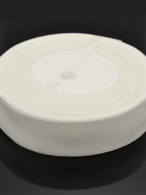 ริบบิ้นผ้าออแกนซ่า (ผ้าแก้ว) สีขาว กว้าง 25 มม. 1 ม้วนยาว 50 หลาx10 ม้วน พรีออเดอร์