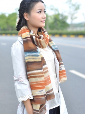 ผ้าพันคอ/คลุมไหล่ Polyester พิมพ์ลาย ขนาด 180cmx110cm(70-7/8"x43-1/4") 1 ชิ้น