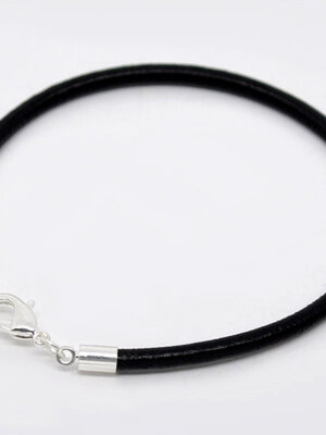 ข้อมือหนังcowhideแท้สีดำ ขนาด 18 ซม 1 เส้น